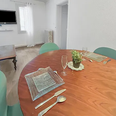 Apartment Moderne Et Cosy Au Coeur De *