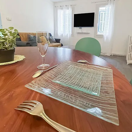 Moderne Et Cosy Au Coeur De