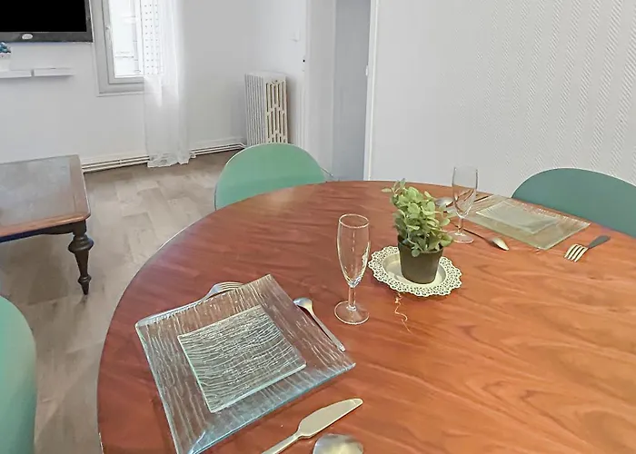 Appartement Moderne Et Cosy Au Coeur De *